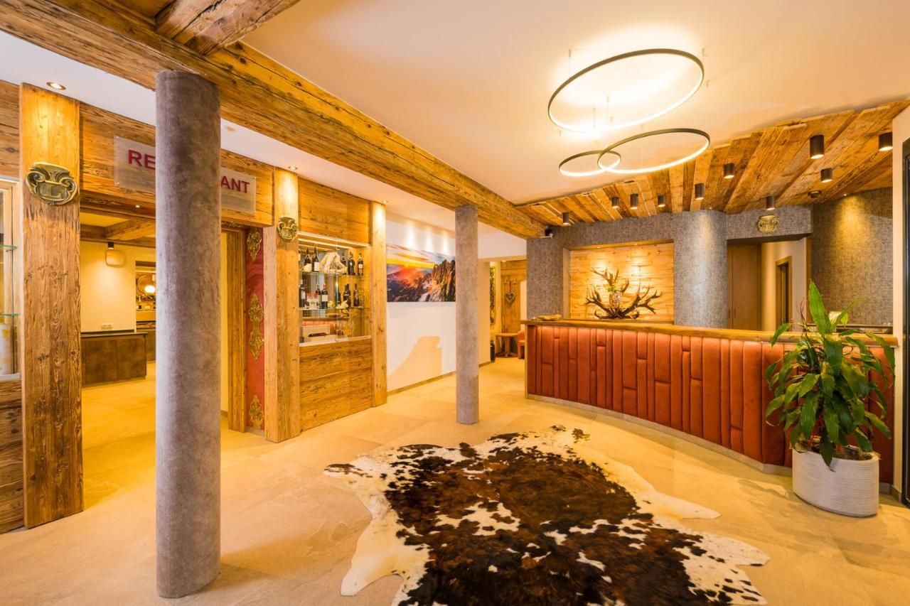 Hotel Lohningerhof Maria Alm am Steinernen Meer Esterno foto